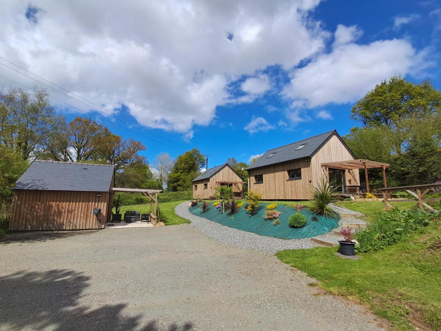 Chalets De Pont Cob Avec Spa Gouezec Bagian luar foto